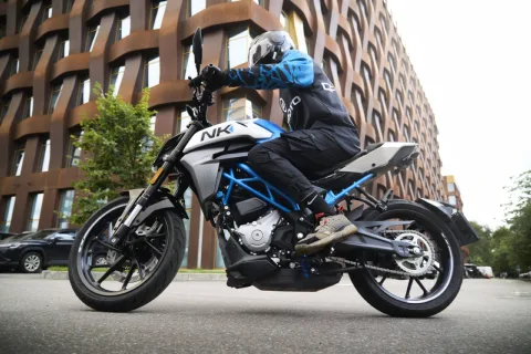 CFMOTO 250NK