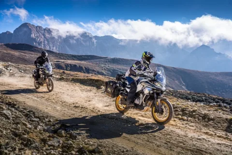 CFMOTO 800MT