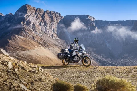 CFMOTO 800MT