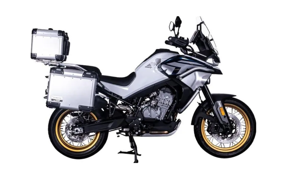 CFMOTO 800MT