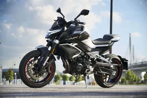 CFMOTO 800NK
