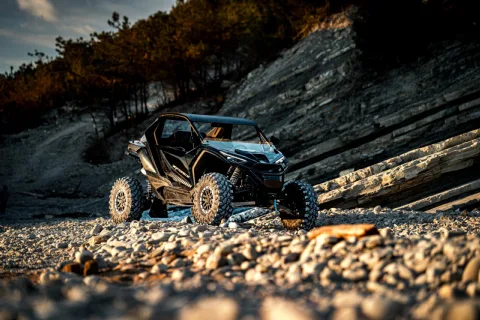 CFMOTO ZFORCE Z10